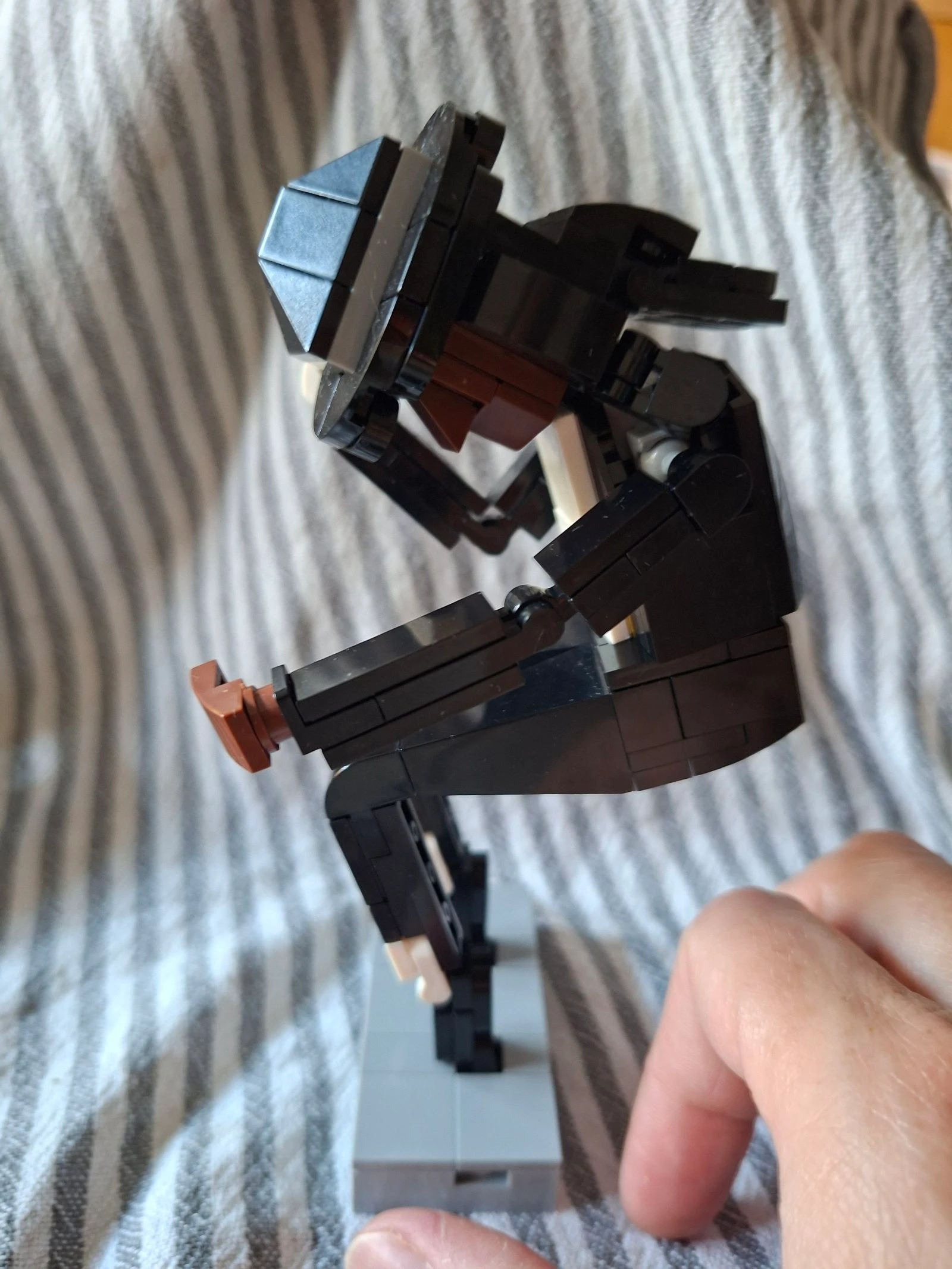 Michael Jackson figure made of building bricks – assembled – compatible brick style – photo 2